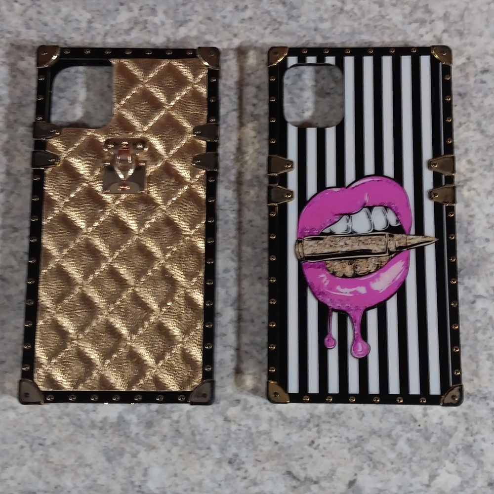 Bundle of IPhone 11 Cases